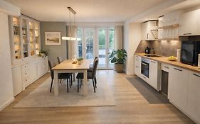 2 Zimmer Apartment am Zoo mit Garten